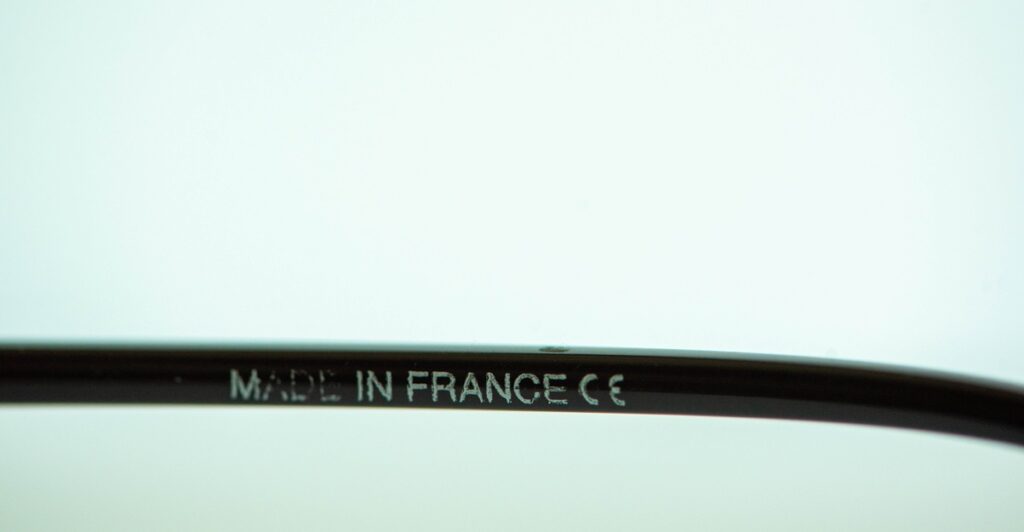 pig-shaped eyeglasses