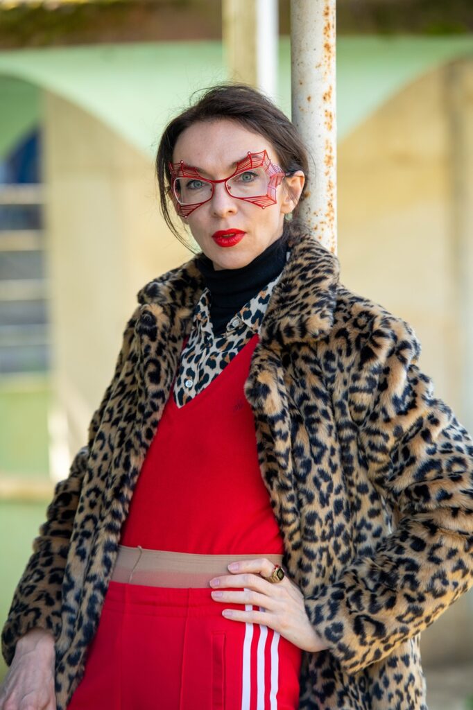 spider web eyeglasses