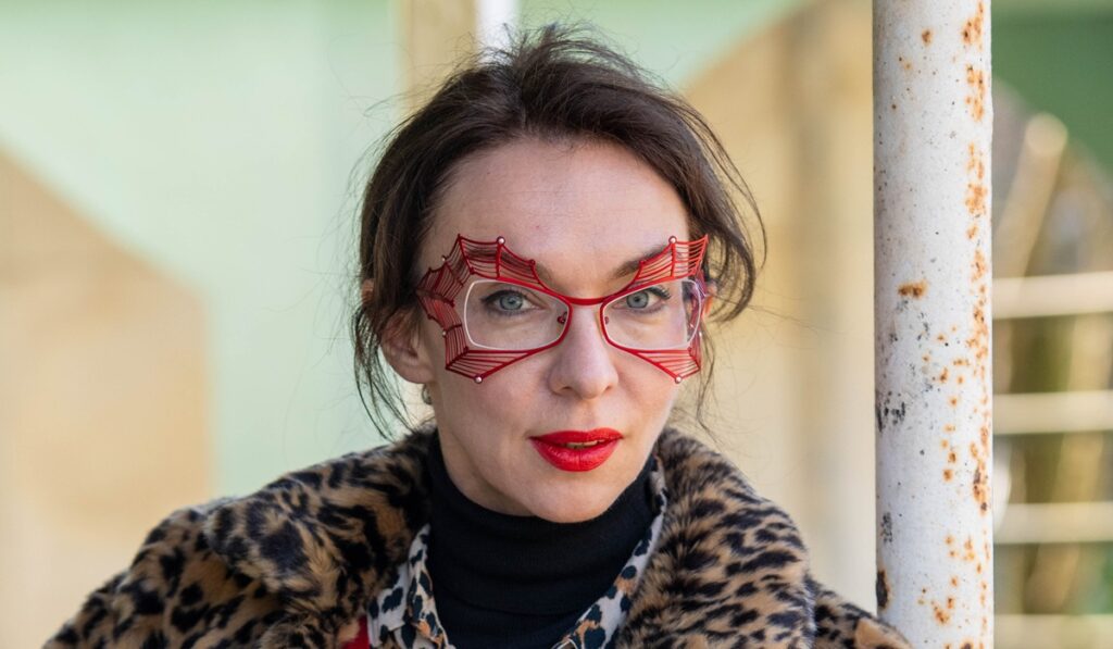 boz spider web glasses