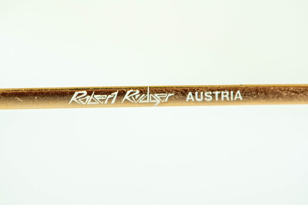 Robert Rudger rimless glasses