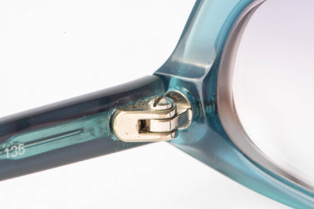 blumarine eyeframes